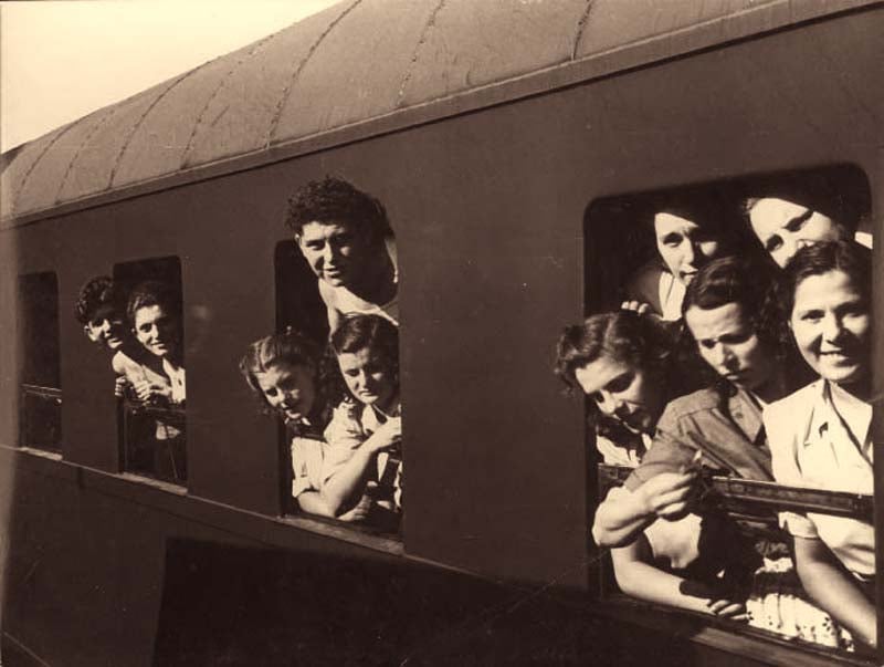 Jewish Life After Holocaust Jewish Life After Holocaust