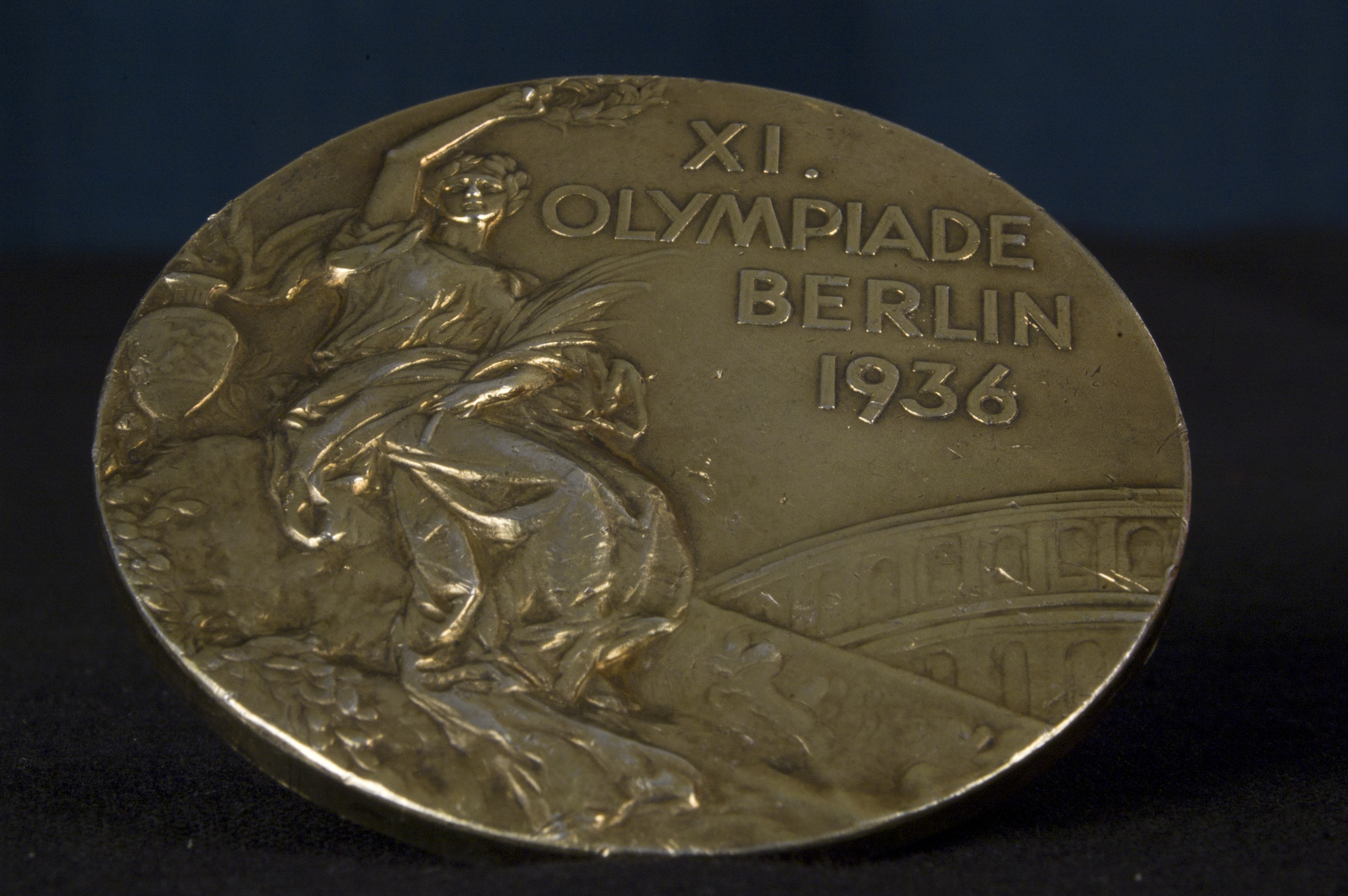 WoodRuff_1936_Olympics_medal_front